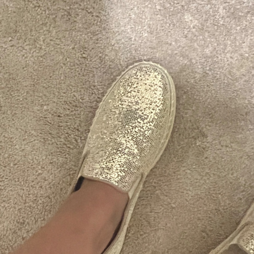 Shoe - Picture 9 of 12